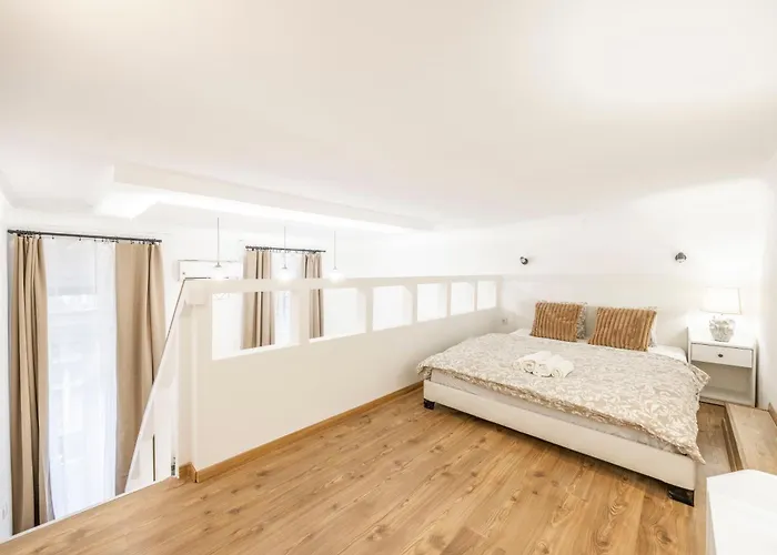 Apartament Deluxe Charming Downtown In Dob St'