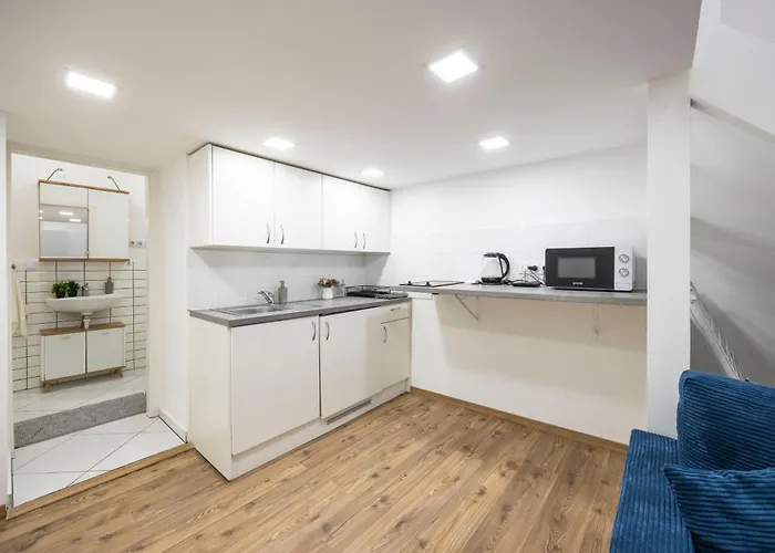 Deluxe Charming Downtown In Dob St' *