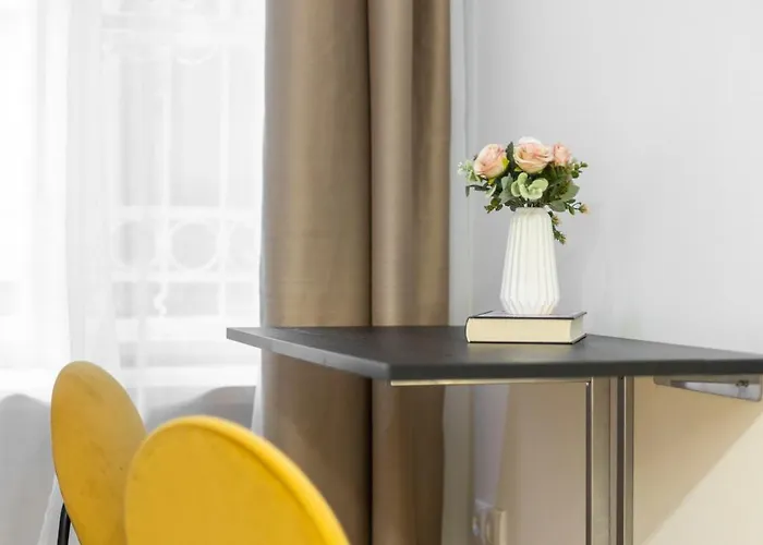 Daire Deluxe Charming Downtown In Dob St' *