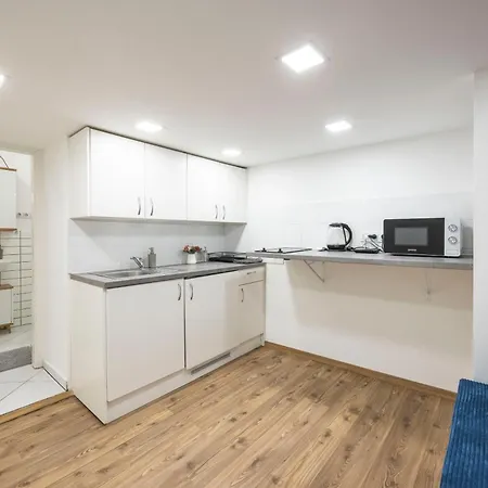 Deluxe Charming Downtown In Dob St' *